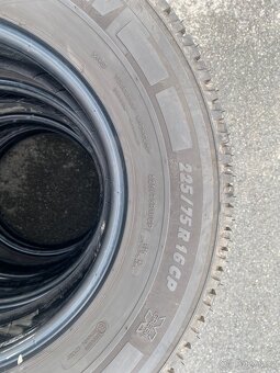 Celoroční pneumatiky Michelin 225/75/16c - 9