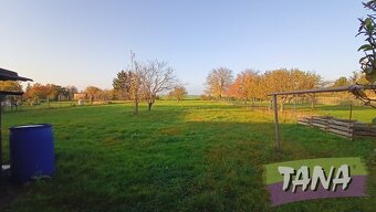 Prodej samostatně stojícího RD o dispozici 4+1 s vedlejšími  - 9