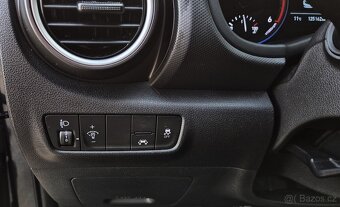 HYUNDAI KONA 1.6CRD 1.MAJITEL LED AKT.ŘÍZENÍ KAMERA - 9