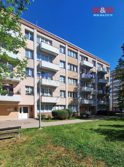 Pronájem bytu 1+kk, 36 m², Hradec Králové, ul. Severní - 9