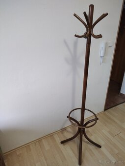 VĚŠÁK TON DŘEVĚNÝ KVALITNÍ PÚV.CENA=3.800,- - 9