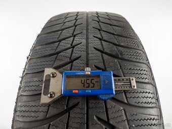 Volkswagen Tiguan - 17" alu kola - Zimní pneu - 9