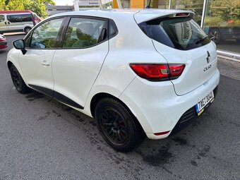 Renault Clio - 9