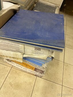 Zbytky obkladaček a dlaždic - venek a interiér (za drobné) - 9