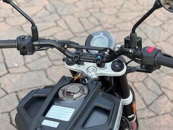 Husqvarna Svartpilen 125 2022, najeto 11000km - 9