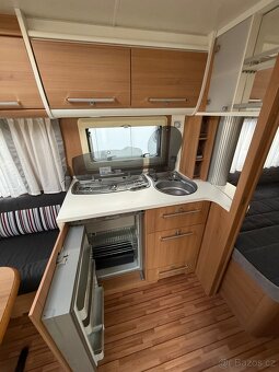 Knaus südwind 450 - předstan, vybavení - 9