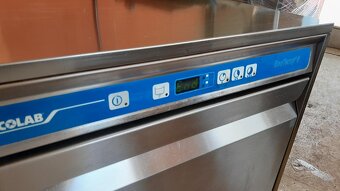 Myčka Ecolab ( Electrolux ), koše 50x50cm, čerpadlo, 380V - 9