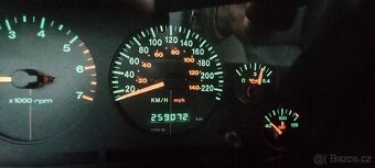 Jeep Grand Cherokee 4,0V6 LIMITED - 9