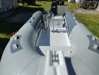 Motorový člun ARGO 450 RIB + Tohatsu 30 Ps 2T - 9