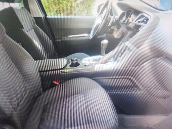 Prodám Peugeot 3008 1.6 HDi 84 automat rok 2013 - 9