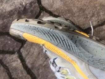 Nike pegasus 40,5 - 9