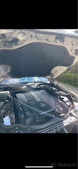 Mercedes w 211 E 5000 - 9