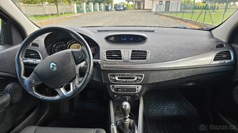 Renault Megane 1.2 TCe Combi grandtour- Limited, 85kW, 2017 - 9