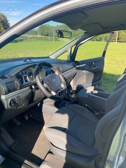 Ford Galaxy - 9