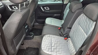 ŠKODA ROOMSTER STYLE PLUS EDITION 1.4 16V - 9