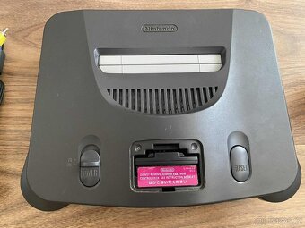 Nintendo 64 + 32gb - 9