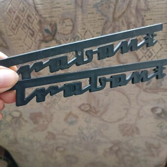 - + - + - Retro věci různé - + - + - - 9