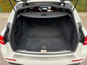 Mercedes E400 4Matic 245kW AMG Airmatic Pano - 9