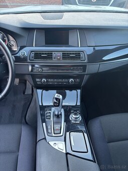 BMW 520 xDrive AT - 9