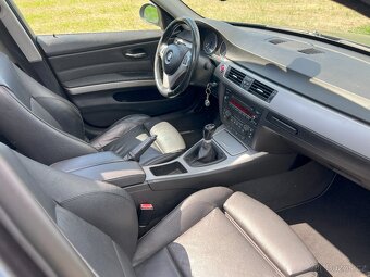 BMW E91 330xd 170kW 4x4 manuál panorama kůže - 9