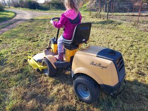 Prodám zahradní traktor Stiga Park Royal (r. v. 2000) po kom - 9