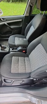 OCTAVIA COMBI - 9