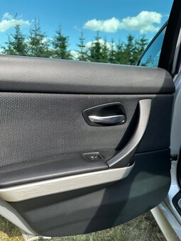 BMW 320D E90 M-paket – 120 kW, manuál, 2006 - 9