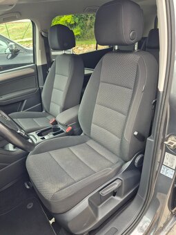 Vw Touran 1.6Tdi 85kw DSG-Plný servis Vw-2018Rok - 9