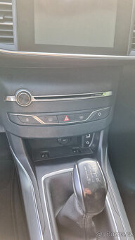 Peugeot 308 SW 1.2i Style Panorama - 9