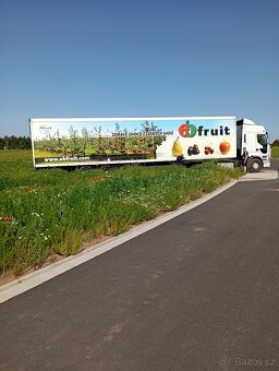 Prodám návěs předělaný na obytný návěs,karavan - 9
