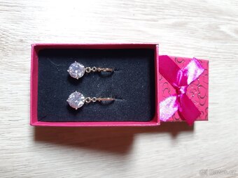 Luxusní visící pozlacené náušnice - 9