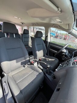 volkswagen touran 1.9 77 kw - 9