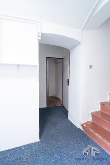 PRODEJ RODINNÉHO DOMU 5+KK SE ZAHRADOU V OBCI DOBROVÍZ - 9