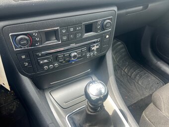 Citroen C5 2,0 HDI 103kW NAVI AUT.KLIMATIZACE SENZORY - 9