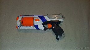 Pistole NERF - 8 ks. - 9