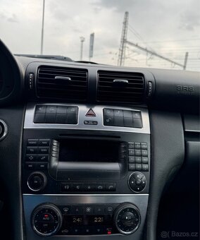 Mercedes C200 Kompressor R.v. 2005 Facelift Avantgarde - 9