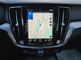 VOLVO V60 2,0 184kW B5 AWD CROSS COUNTRY Auto 2021 ČR -DPH - 9