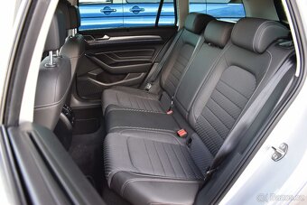 Volkswagen Passat, 2.0TDi.R-LINE.4x4.FULL VÝBAVA.PRAV.SERVIS - 9