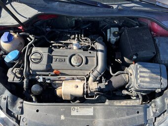 VW Golf Variant 1.4 TSI na opravu nebo ND - 9