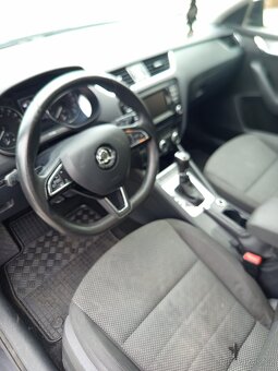 Skoda Octavia 2.0 TDI . DSG. 110 kw - 9