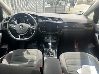 Volkswagen Touran 2.0 TDi 110kW 7míst - 9