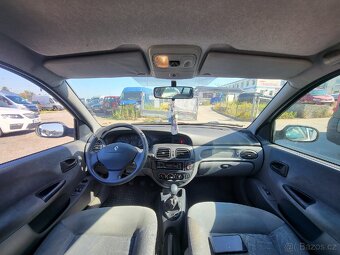 Renault Megane Break,1.6i,79kw, nová STK. - 9