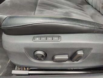 Škoda Superb 2,0 TDI /DSG/110 kW/servis.historie - 9