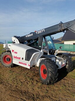 Bobcat T3571 teleskopický-čelný nakladač - 9