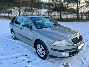 Škoda Octavia Combi 1,6, 75 kW - 9