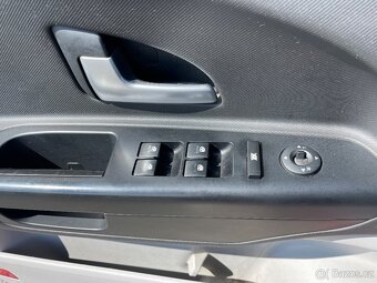 Kia Ceed 1.6i 93kW 2009 - 9