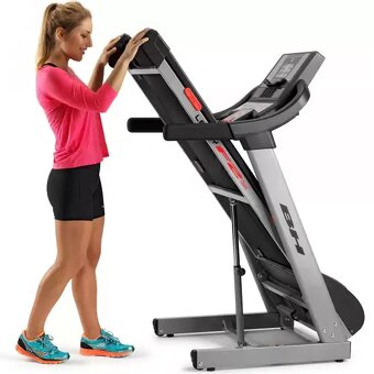Odpružený běžecký pás vyšší třidy BH Fitness F2W Dual - 9