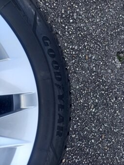 Zimní NOVÝ komplet Škoda Octavia IV+ 205/55R17 GoodYear - 9