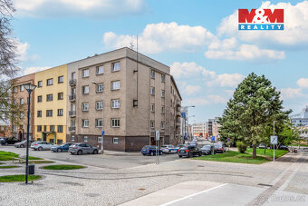 Prodej bytu 3+1, 91 m², Hradec Králové, ul. Škroupova - 9