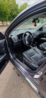 Peugeot 4007 2.2Hdi 115kw 2012 7míst 4x4 - 9